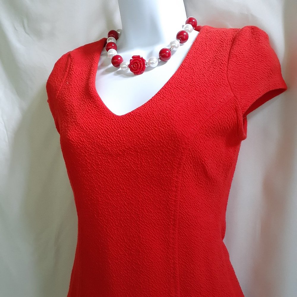 Anthropologie 9-HIS STCL red vneck short sleeve XS